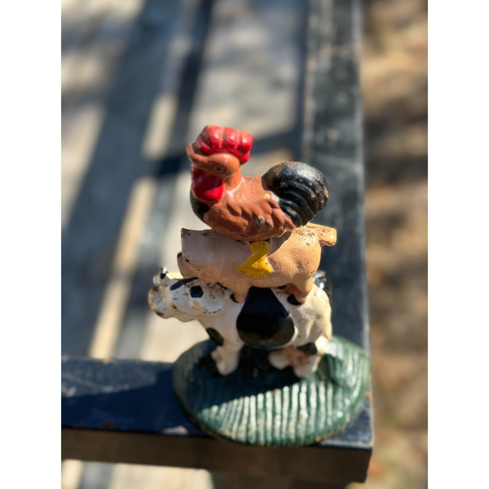 Vintage Cast Iron Stacked Farm Animals Figurine Rooster Pig Cow Farmhouse Decor - Picture 2 of 7